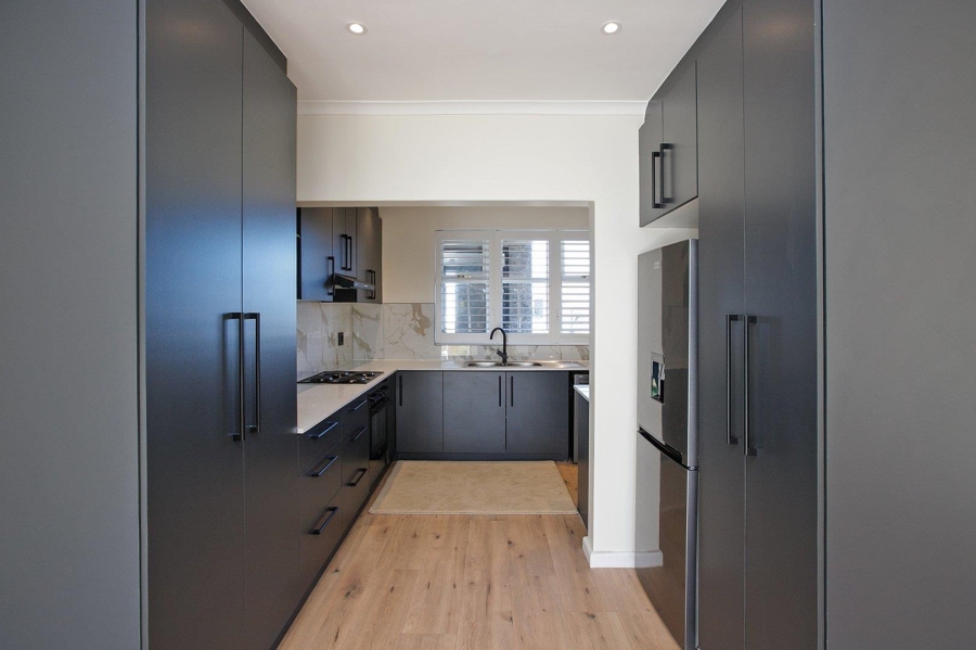 2 Bedroom Property for Sale in Wynberg Upper Western Cape